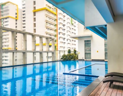 Makati Central Stay w/ FREE Pool, Gym & City View