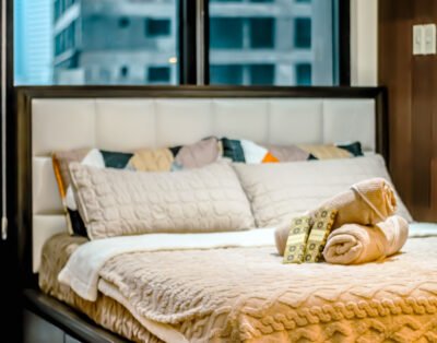 Affordable Staycation in Poblacion Makati